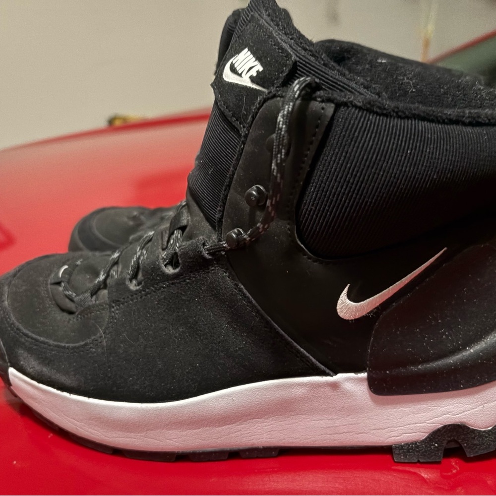 Women’s Nike City Classic Boot